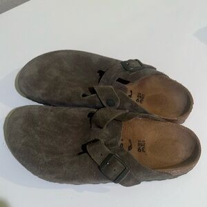 Birkenstock Boston in sold out moss color